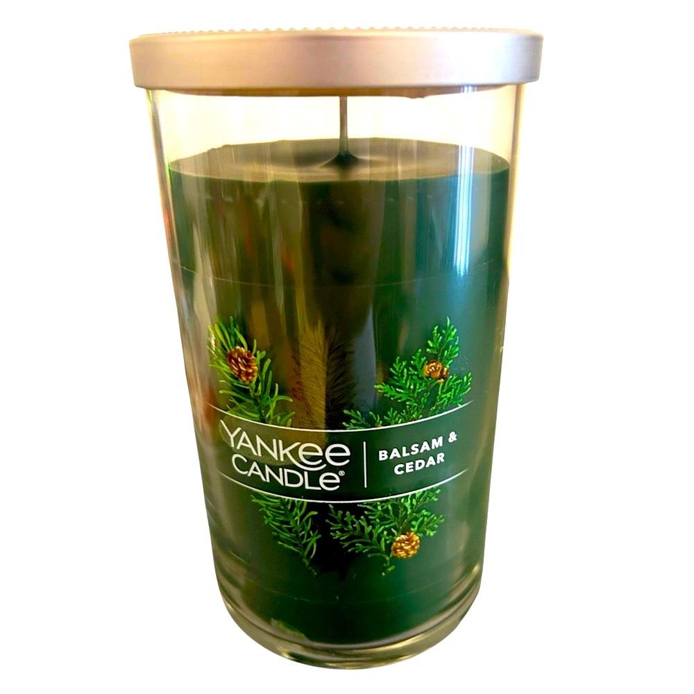 NWT Yankee Candle Balsam & Cedar Green Candle
